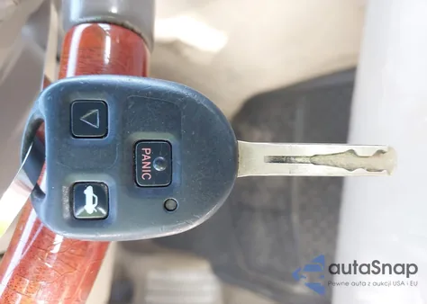 1998 Lexus Ls 400 z USA, uszkodzony, nr VIN JT8BH28F5W0118705